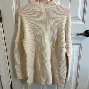 Women’s Old navy- turtleneck cream sweater- small- with tags